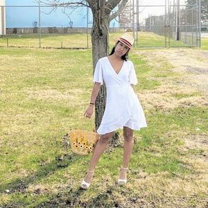 SOLD** DRESS 🌼🌿🕊️